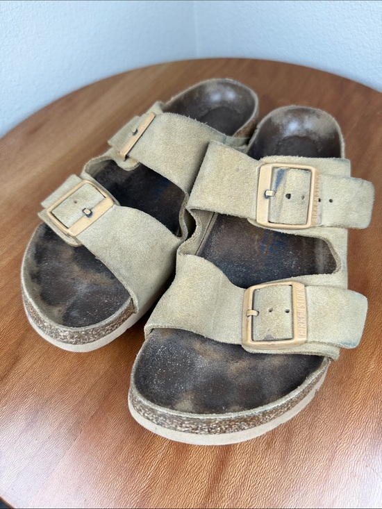 Birkenstock Shoes - Birkenstock Arizona Sandals USED BEAT UP Size 39/8 Narrow Tan Suede Leather